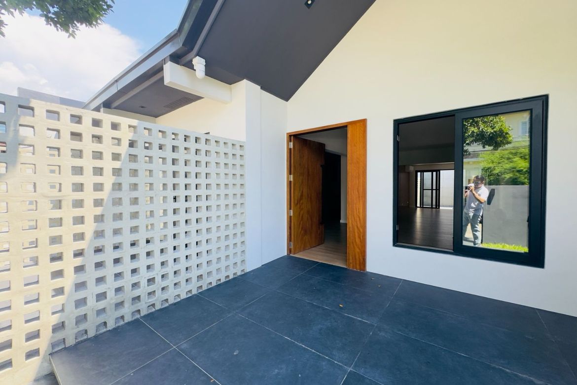 3 Bedroom House for Sale in BF Homes Parañaque, BF Homes, Parañaque, Metro Manila – photo 6
