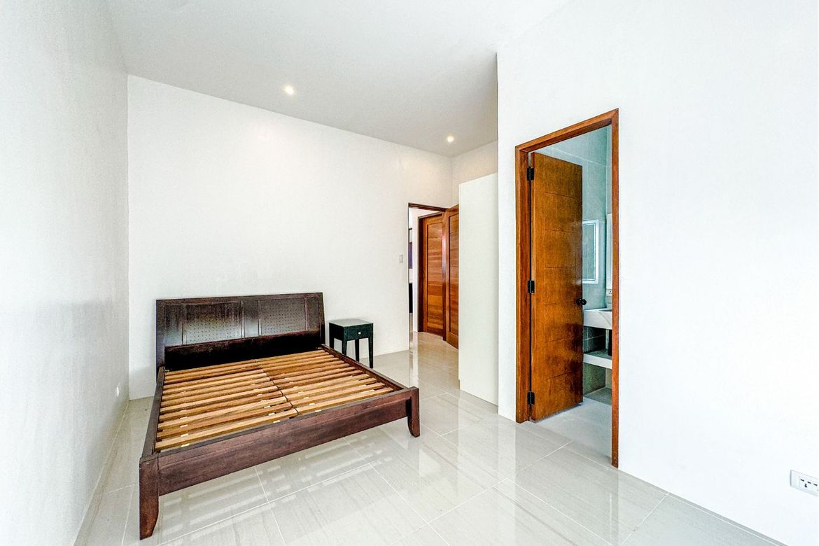 3 Bedroom House for Sale in BF Homes Parañaque, BF Homes, Parañaque, Metro Manila – photo 3