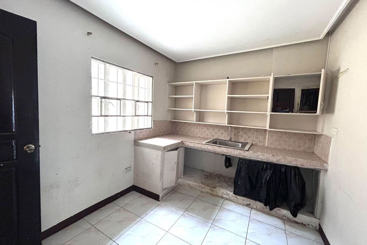 3 Bedroom House for Sale in BF Homes, Parañaque, Metro Manila – photo 3