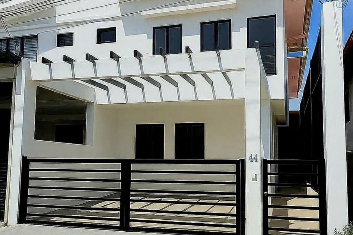 3 Bedroom House for Sale in BF Homes, Parañaque, Metro Manila