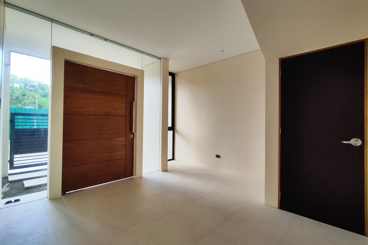3 Bedroom House for Sale in BF Resort, Las Piñas, Metro Manila – photo 6