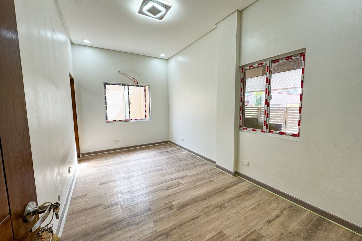 3 Bedroom House for Sale in BF Resort Village, Talon Dos, Las Piñas, Metro Manila – photo 5