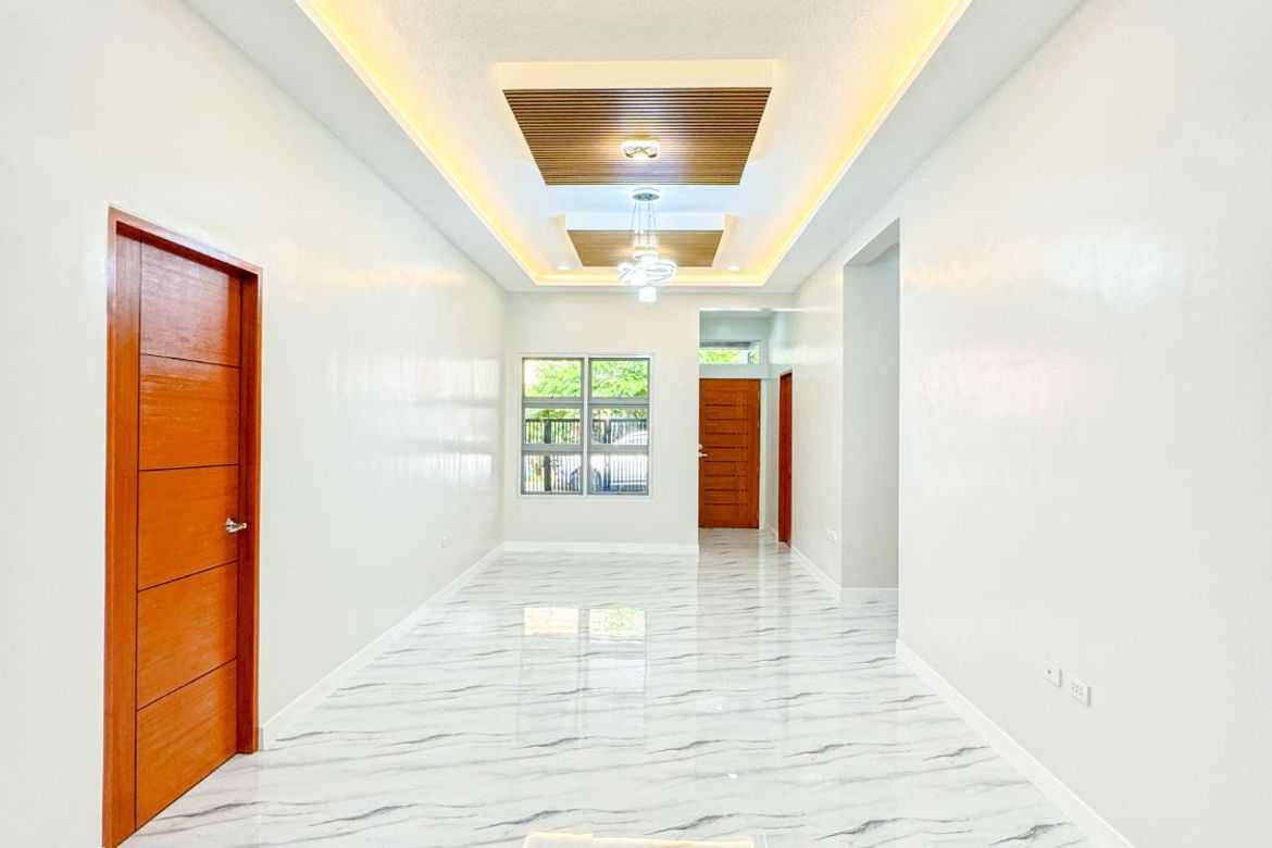 3 Bedroom House for Sale in BF Resort Village, Talon Dos, Las Piñas, Metro Manila – photo 8