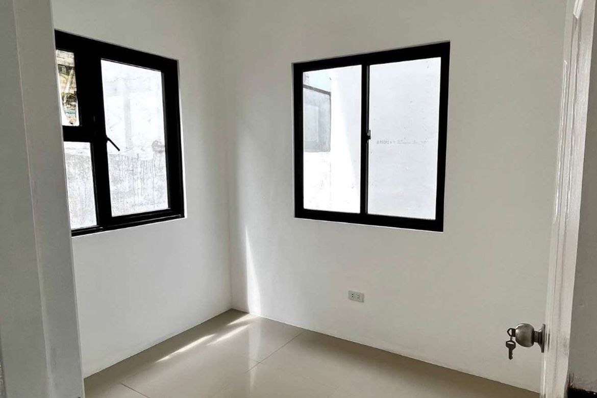 3 Bedroom House for Sale in Bundagul, Mabalacat, Pampanga – photo 6