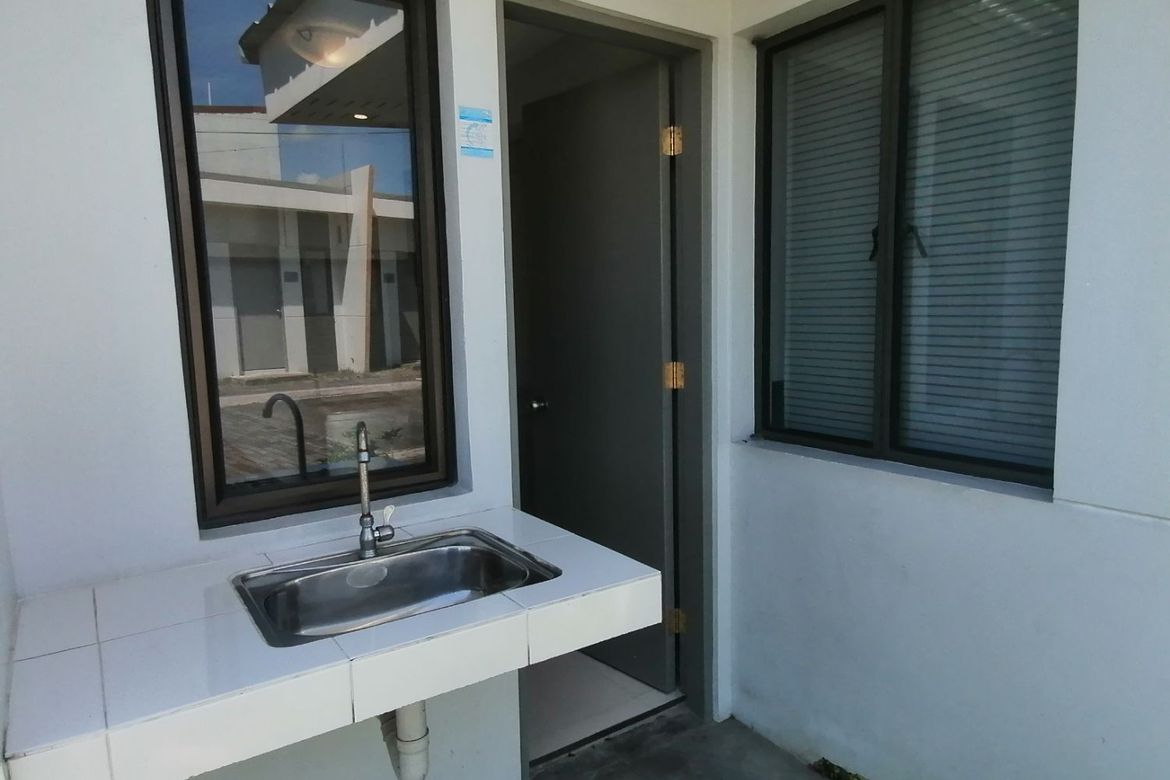 3 Bedroom House for Sale in Bundagul, Mabalacat, Pampanga – photo 8