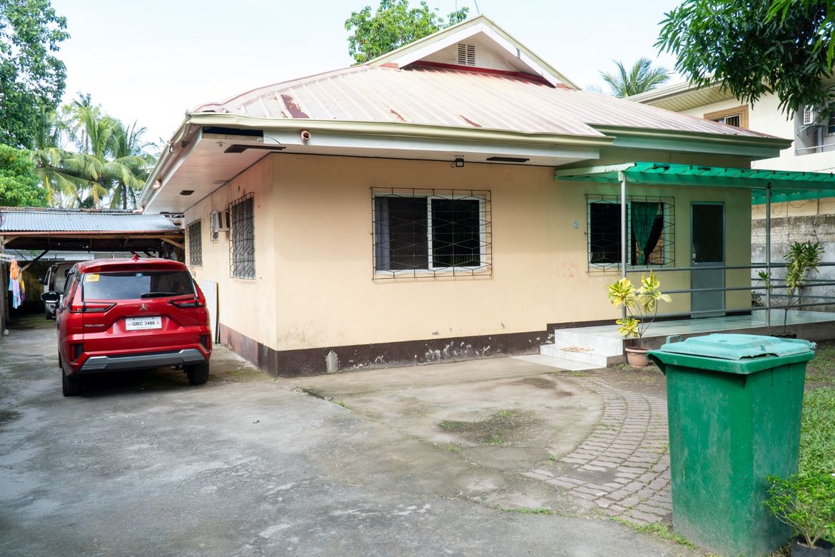 3 Bedroom House for Sale in Calangag, Bacong, Negros Oriental