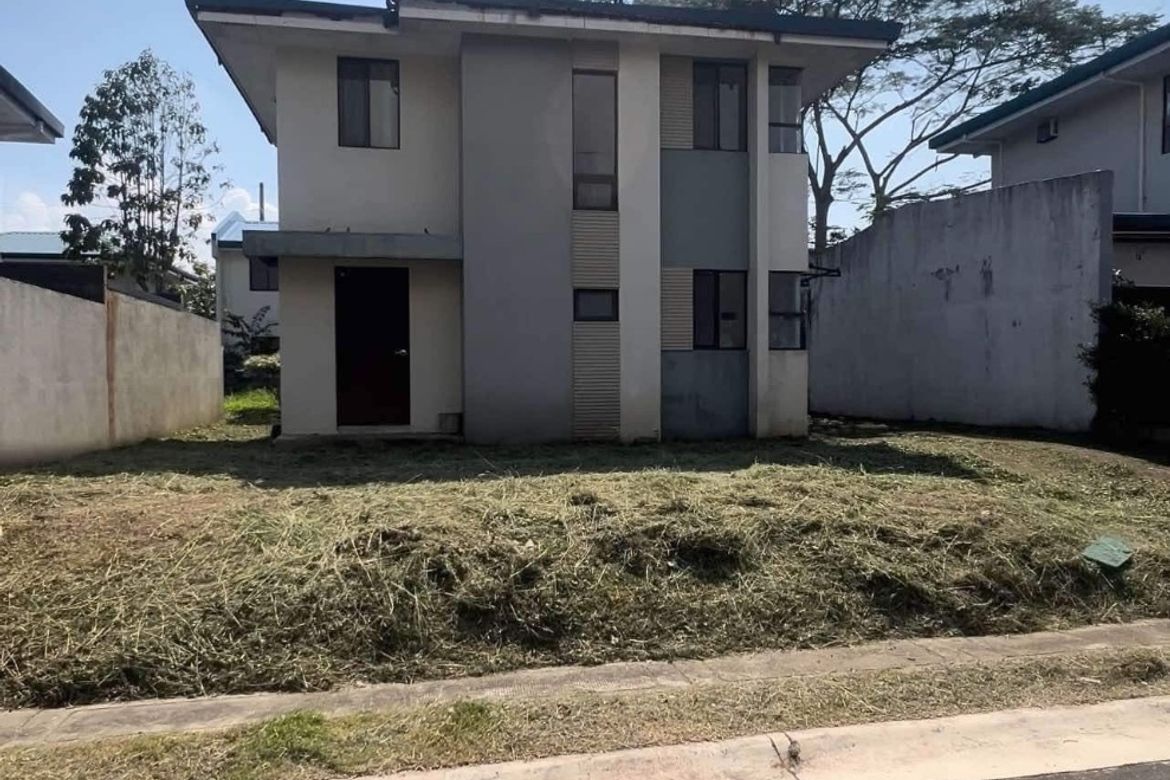 3 Bedroom House for Sale in Canlubang, Calamba, Laguna