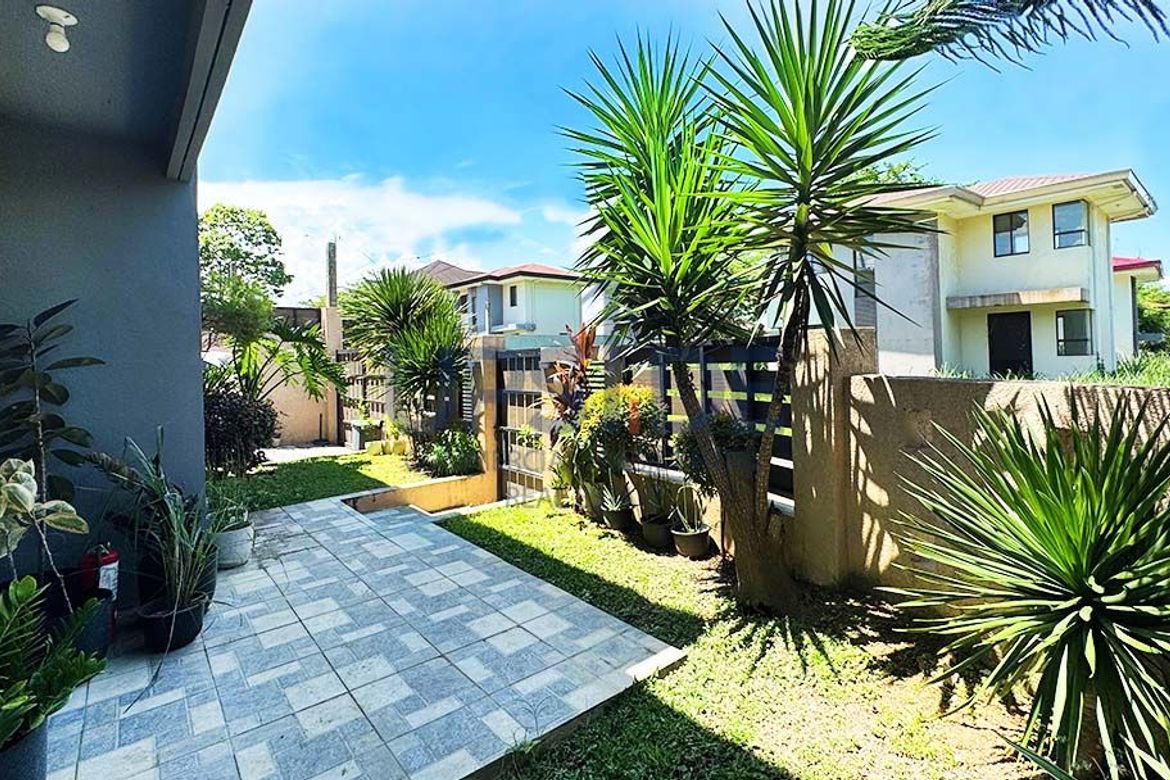 3 Bedroom House for Sale in Canlubang, Calamba, Laguna – photo 6