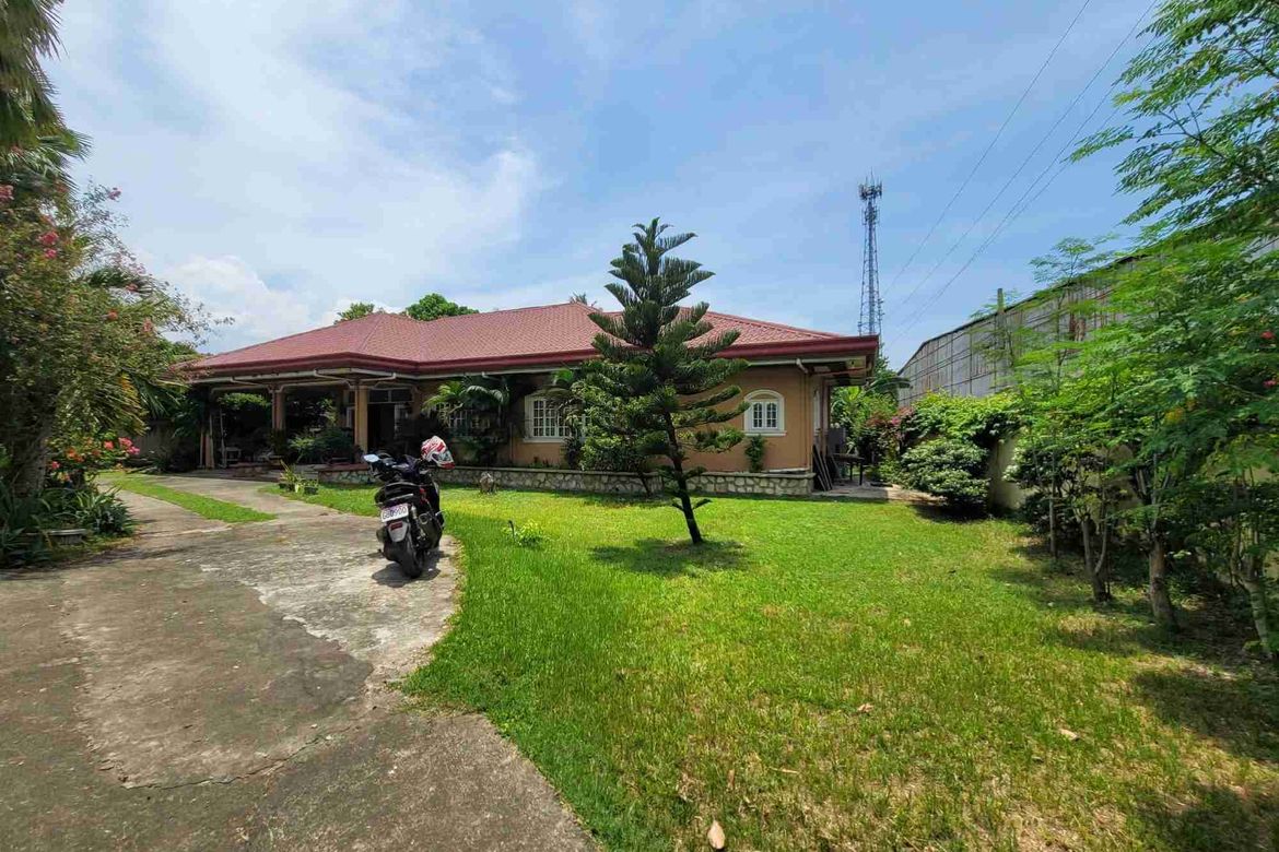 3 Bedroom House for Sale in Cansojong, Talisay, Cebu