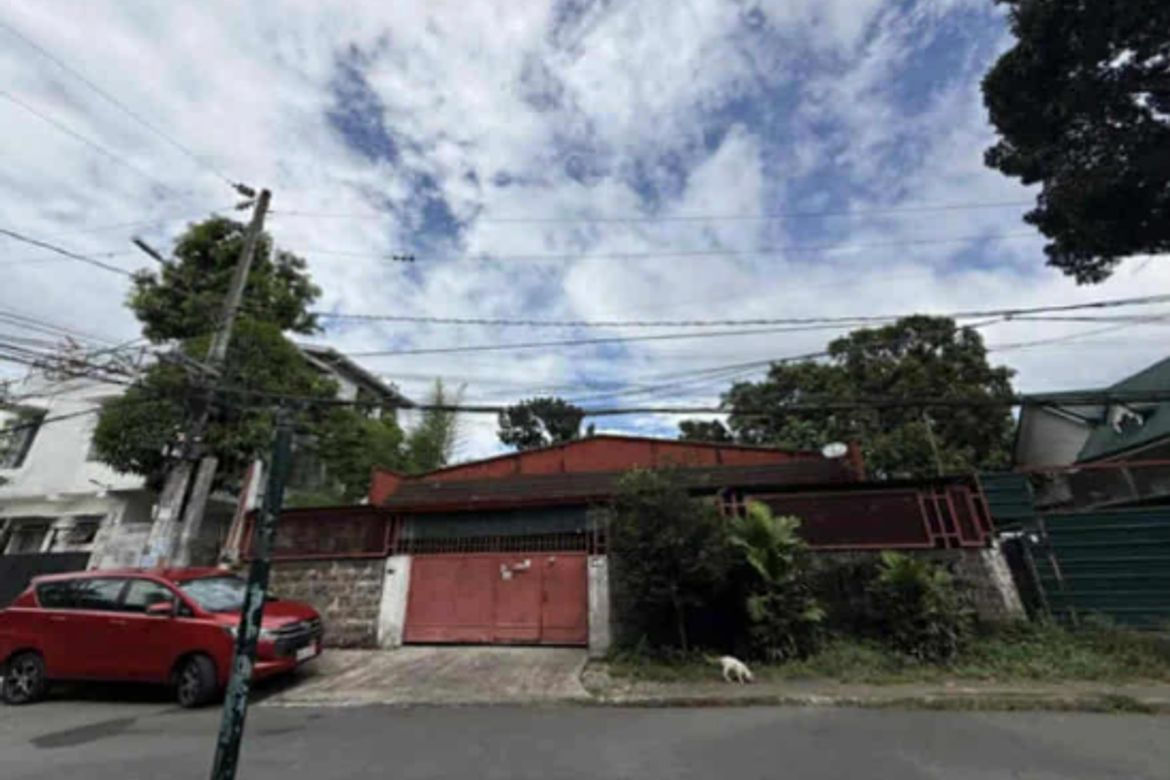 3 Bedroom House for Sale in Commonwealth, Quezon City, Metro Manila