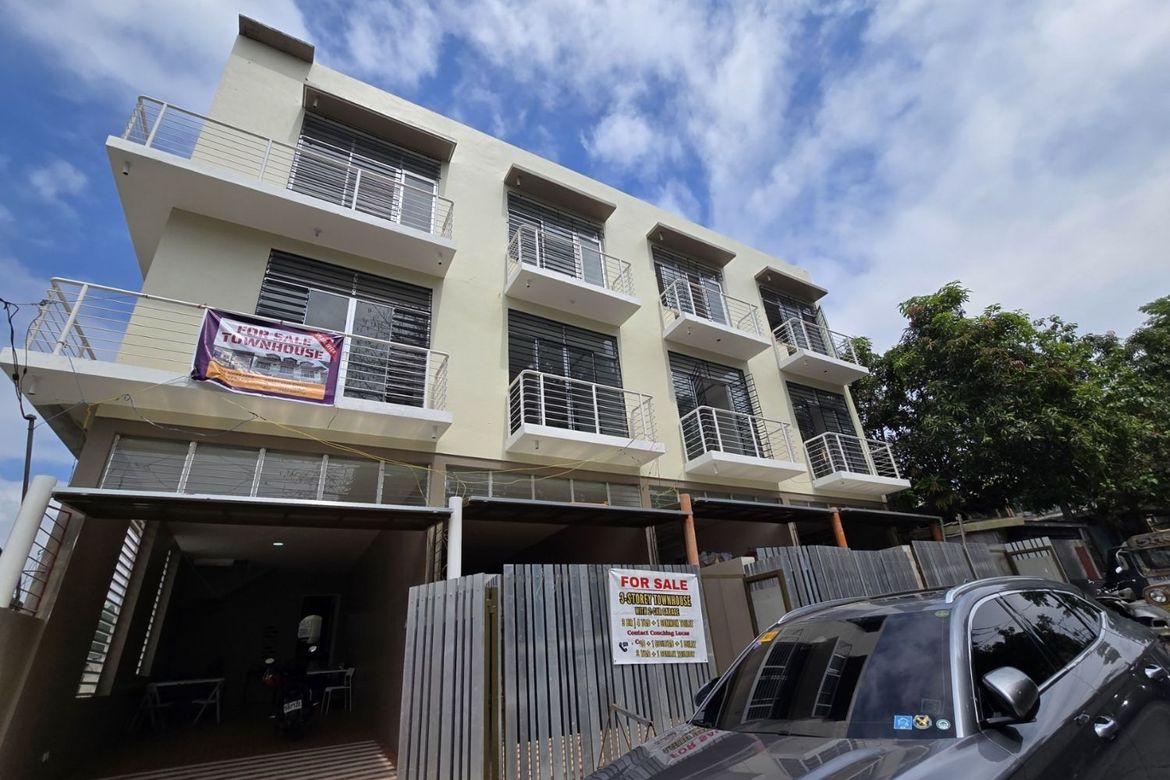 3 Bedroom House for Sale in Commonwealth, Quezon City, Metro Manila – photo 2