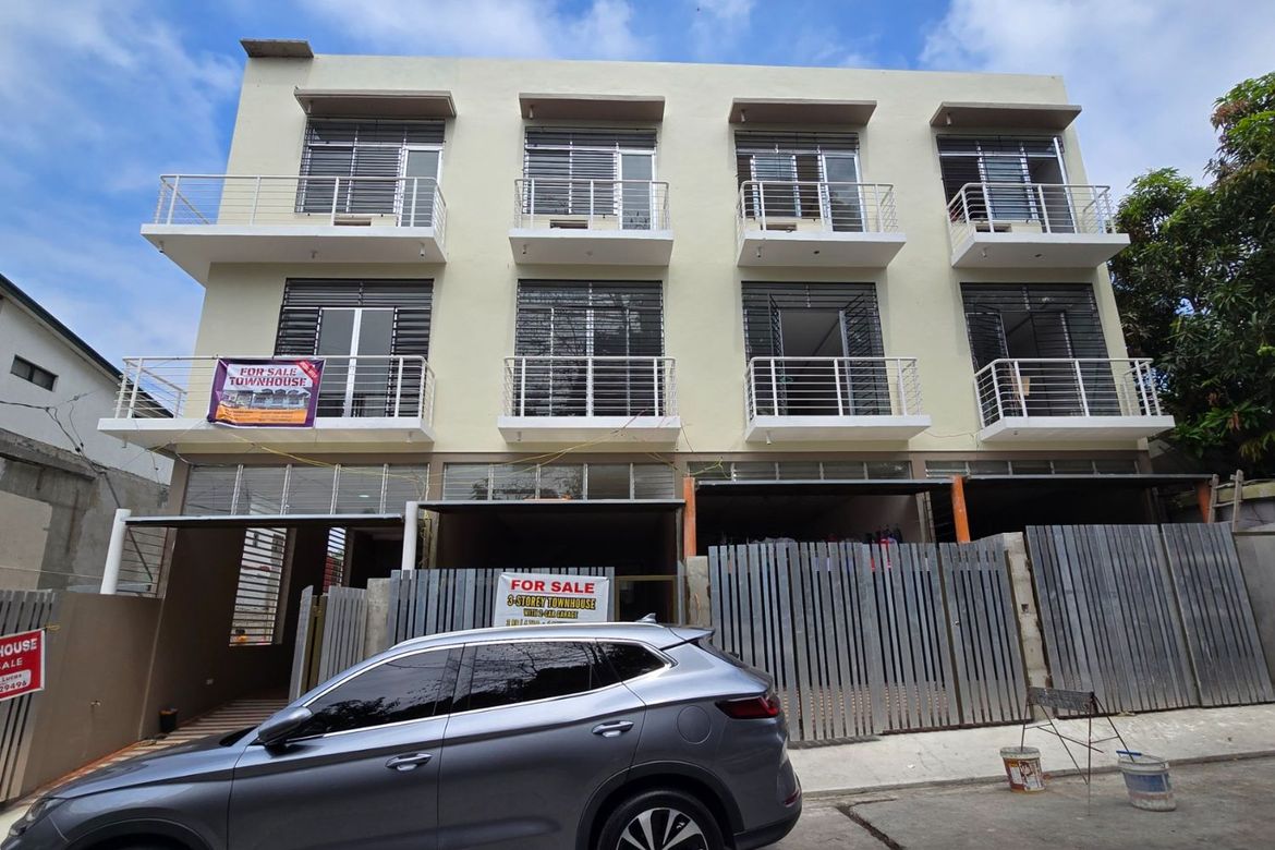 3 Bedroom House for Sale in Commonwealth, Quezon City, Metro Manila – photo 3