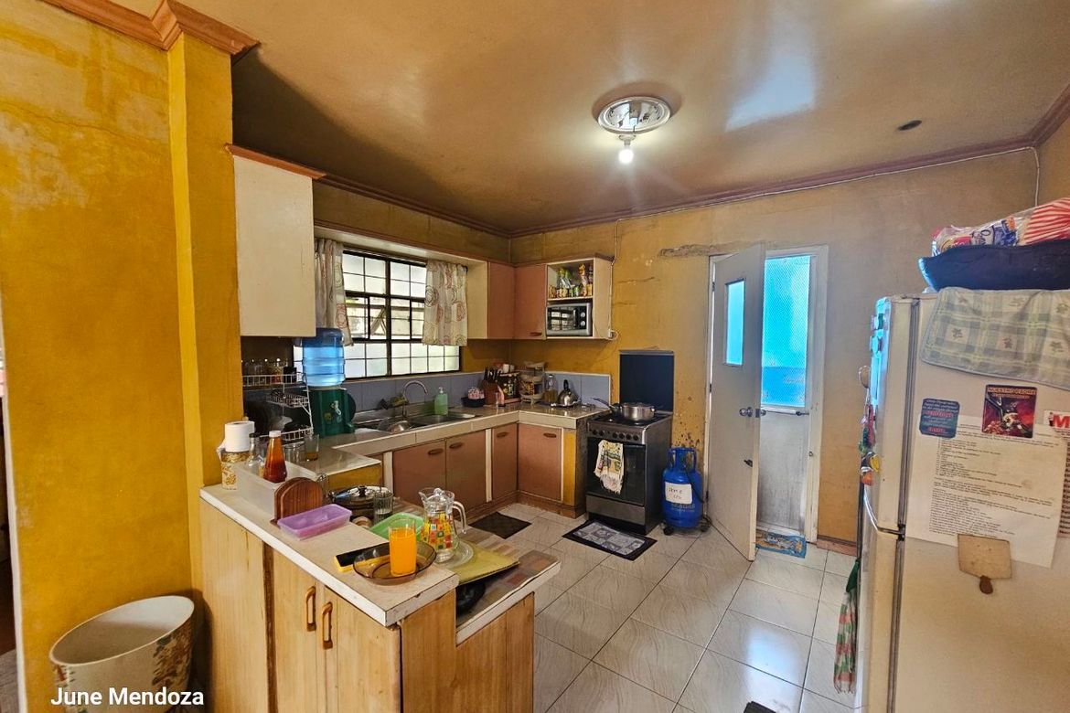 3 Bedroom House for Sale in Concepcion Dos, Marikina, Metro Manila – photo 4