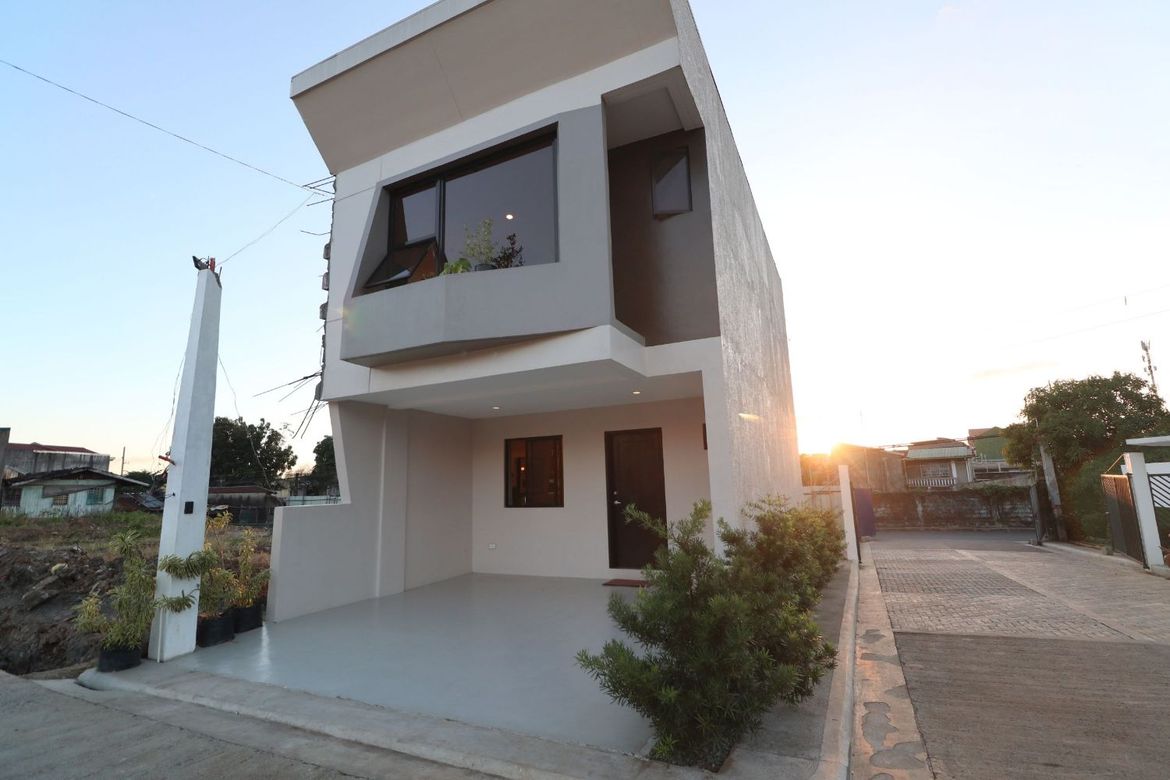 3 Bedroom House for Sale in Concepcion Uno, Marikina, Metro Manila – photo 6