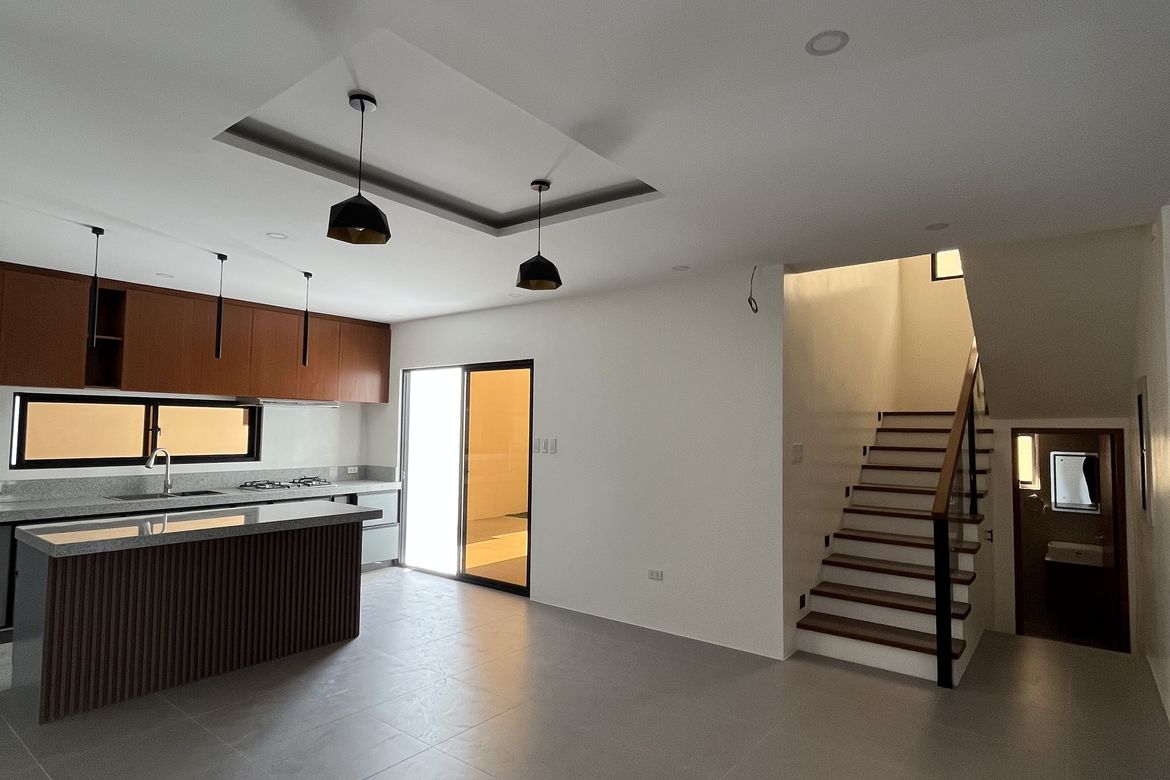 3 Bedroom House for Sale in Cutcut, Angeles, Pampanga – photo 8
