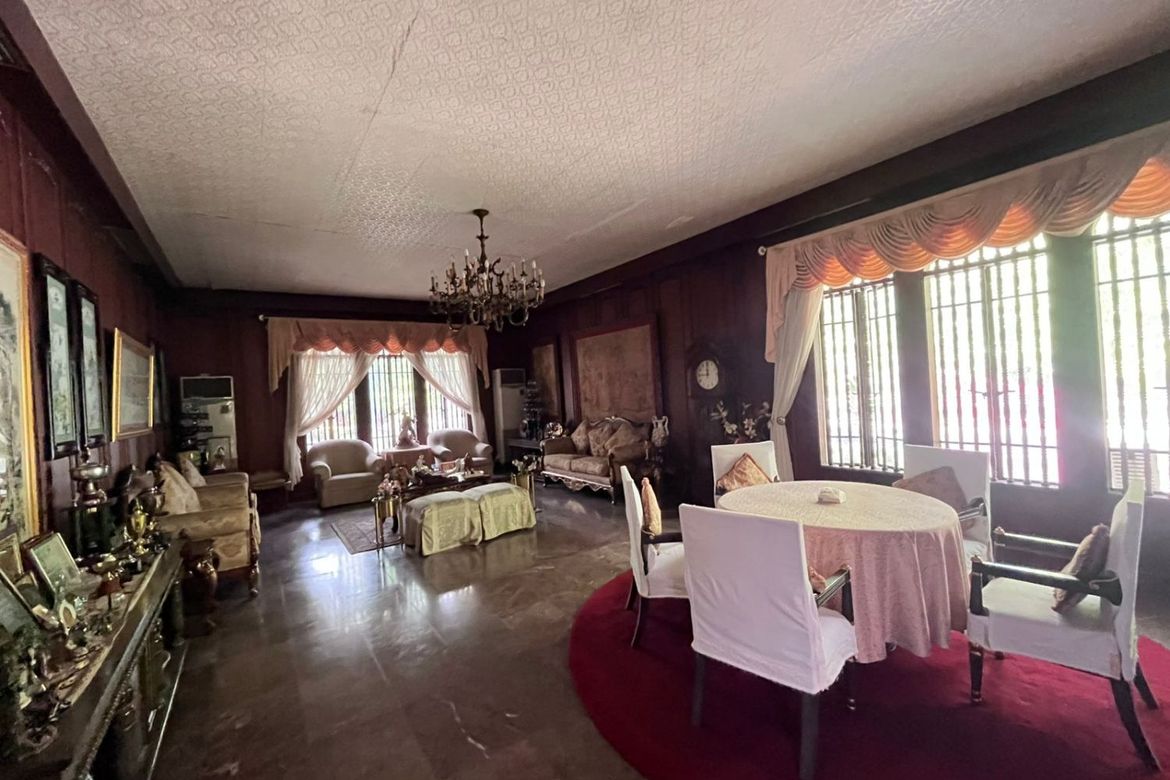 3 Bedroom House for Sale in Dasmariñas North, Makati, Metro Manila near MRT-3 Ayala – photo 2