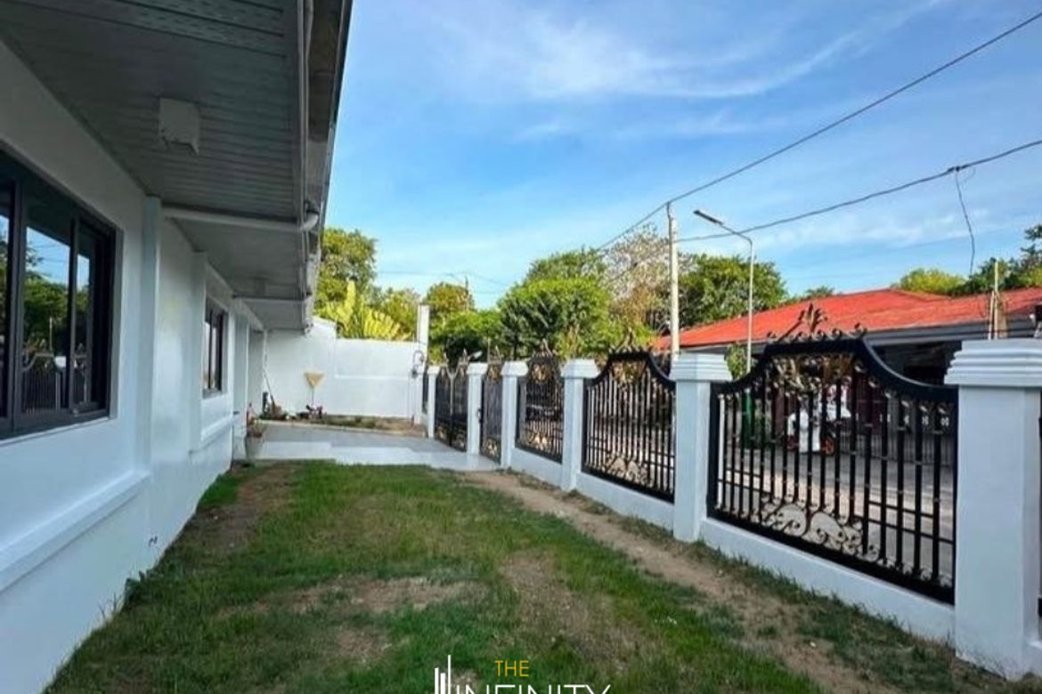 3 Bedroom House for Sale in Don Bosco, Parañaque, Metro Manila – photo 8