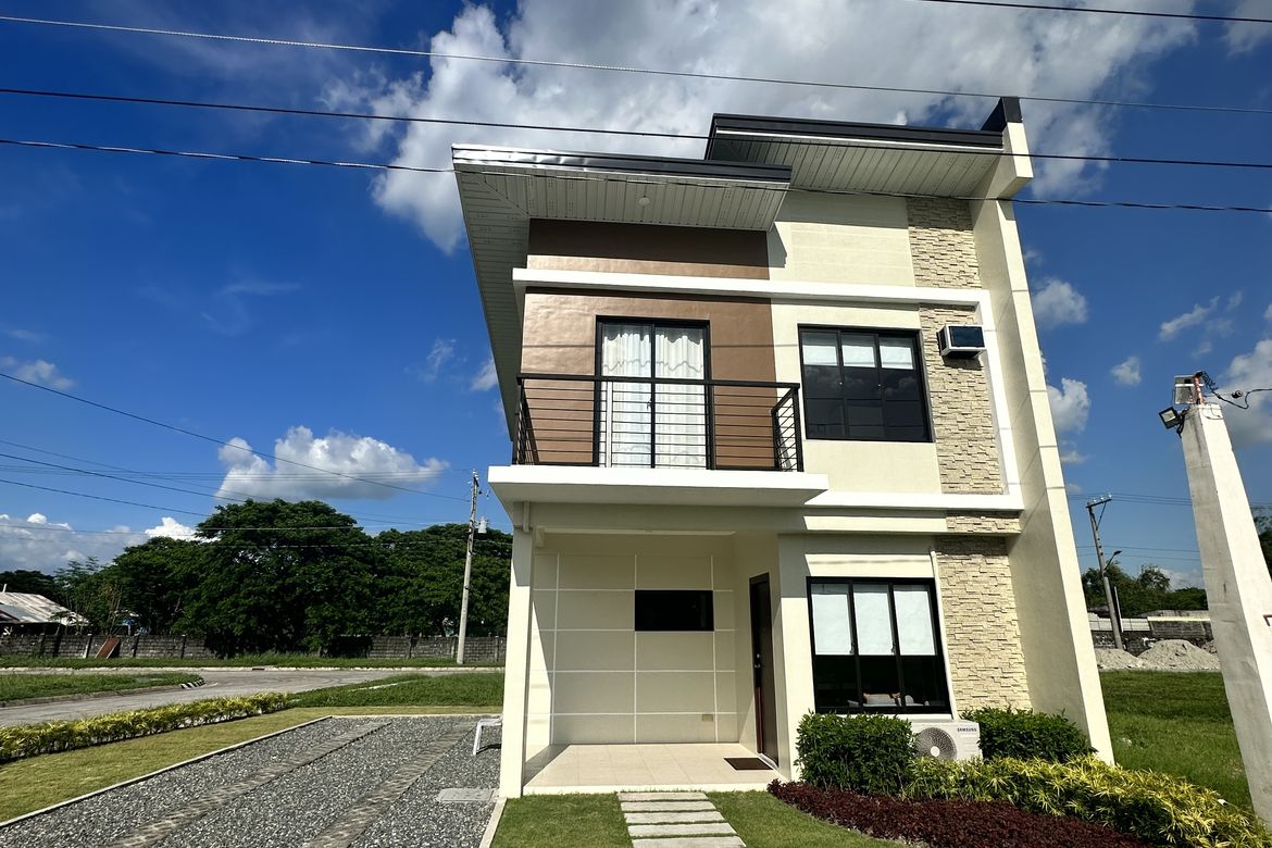 3 Bedroom House for Sale in Grand Tierra, Santo Domingo 2nd, Capas, Tarlac – photo 2