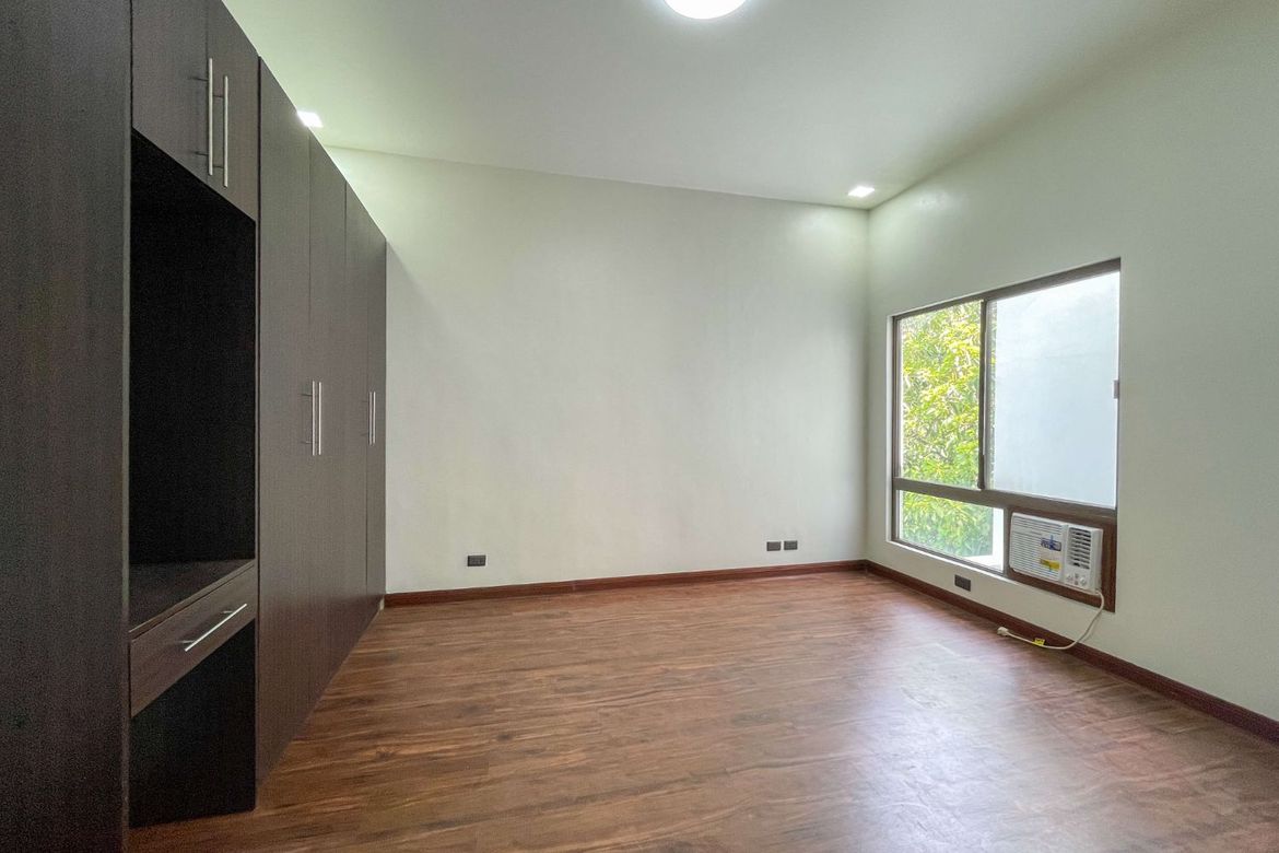 3 Bedroom House for Sale in Greenhills, San Juan, Metro Manila – photo 6