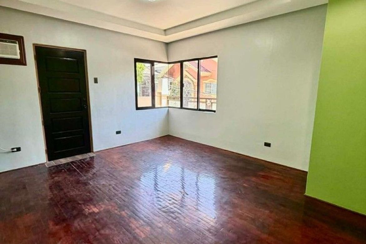 3 Bedroom House for Sale in Greenwoods Executive Village - Cainta, San Andres, Cainta, Rizal – photo 4