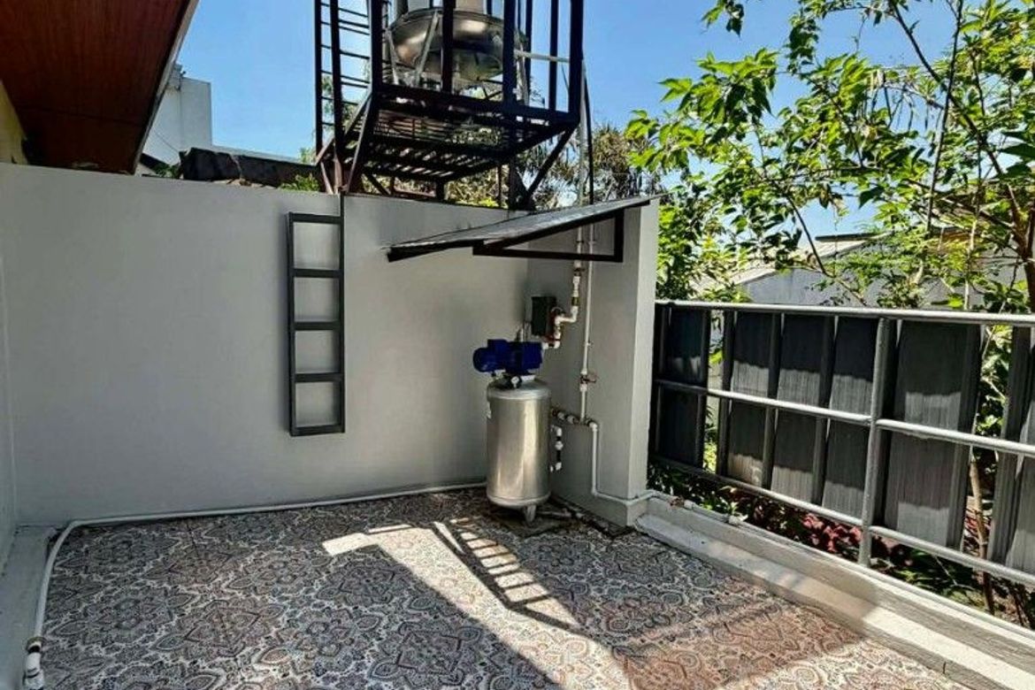 3 Bedroom House for Sale in Greenwoods Executive Village - Cainta, San Andres, Cainta, Rizal – photo 8