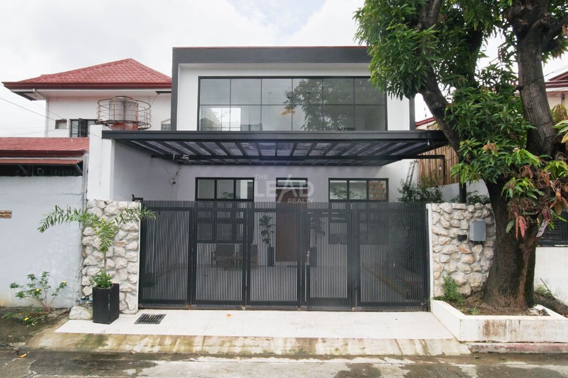 3 Bedroom House for Sale in Greenwoods Executive Village, San Miguel, Pasig, Metro Manila – photo 2