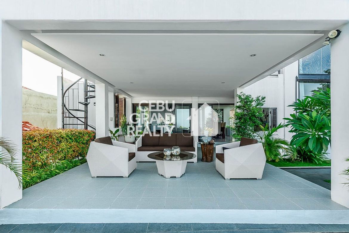 3 Bedroom House for Sale in Guadalupe, Cebu City, Cebu