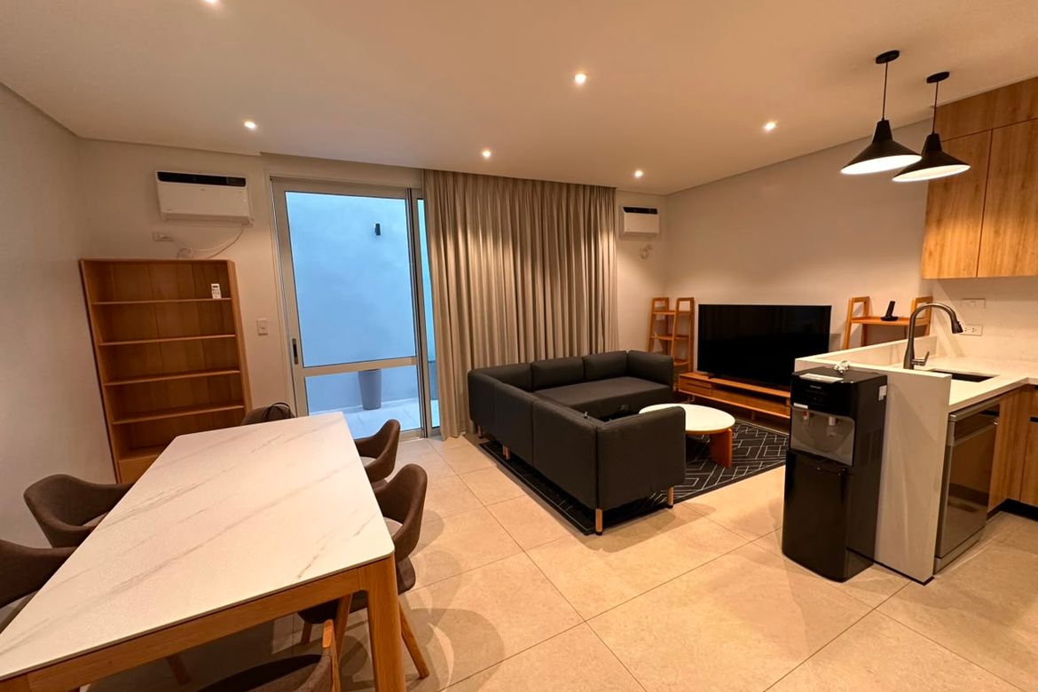 3 Bedroom House for Sale in Guadalupe Viejo, Makati City near MRT-3 Guadalupe