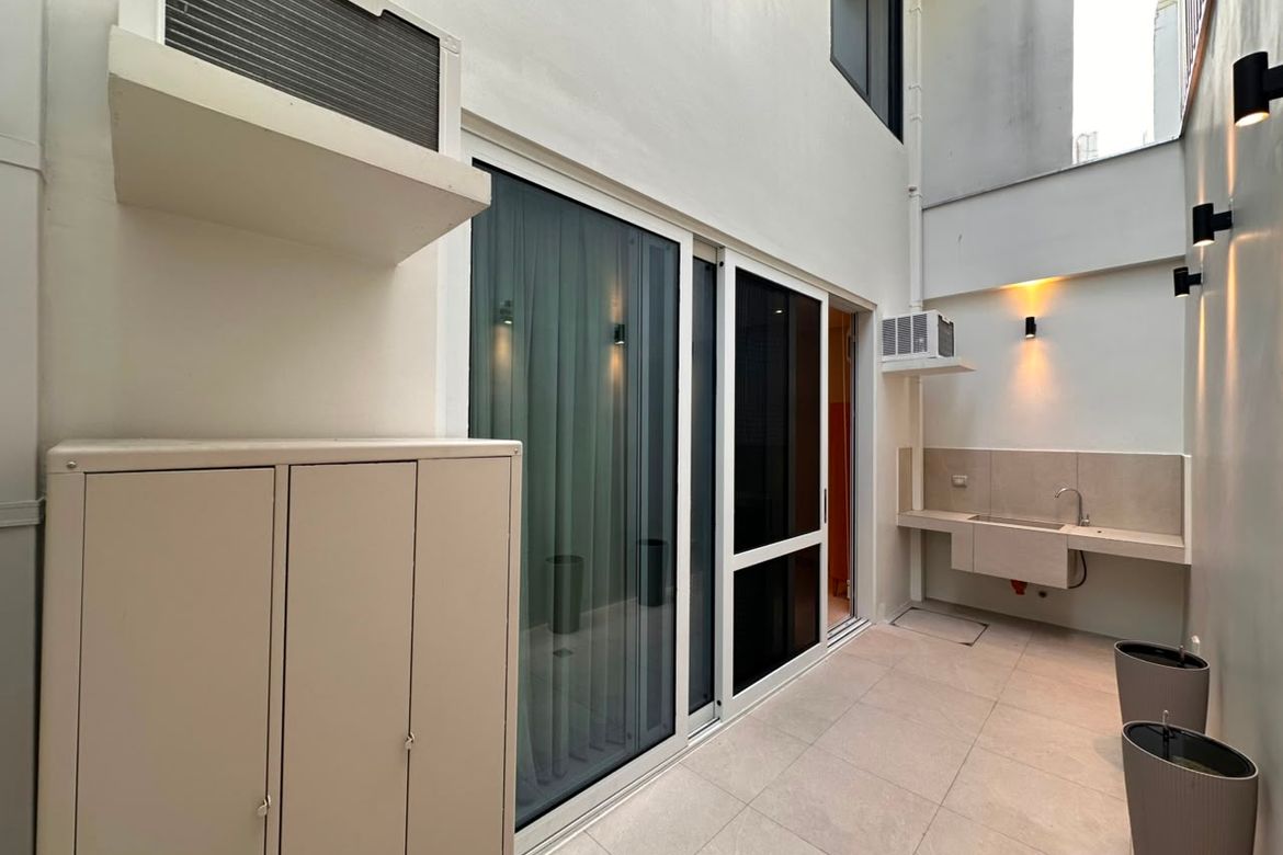 3 Bedroom House for Sale in Guadalupe Viejo, Makati City near MRT-3 Guadalupe – photo 4