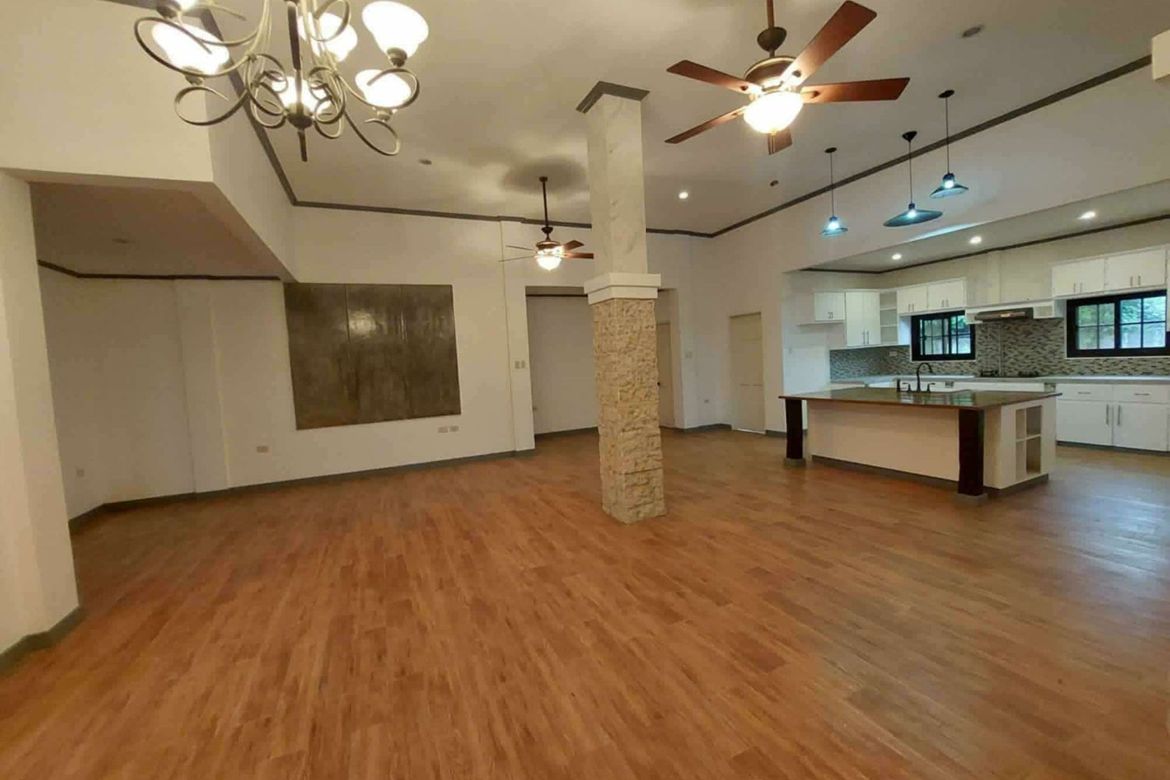 3 Bedroom House for Sale in Guinhawa South, Tagaytay, Cavite