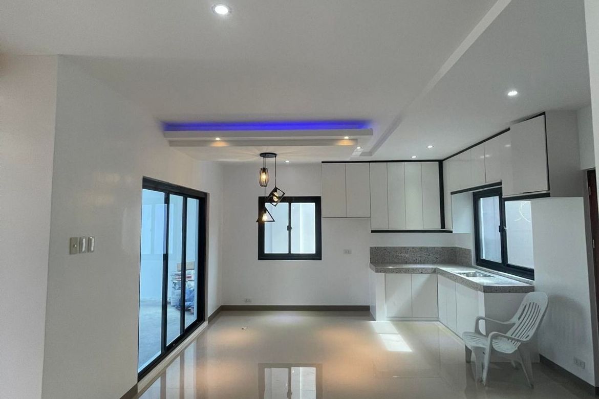 3 Bedroom House for Sale in Guitnang Bayan II, San Mateo, Rizal