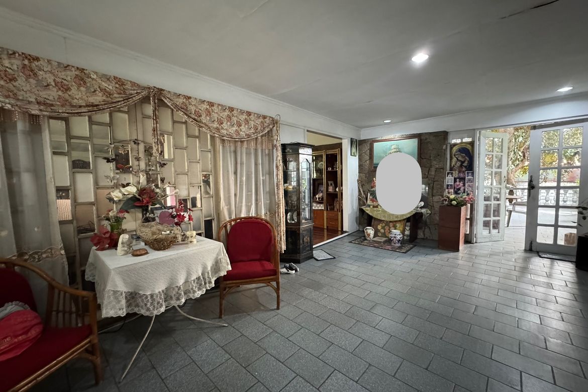 3 Bedroom House for Sale in Kapitolyo, Pasig, Metro Manila