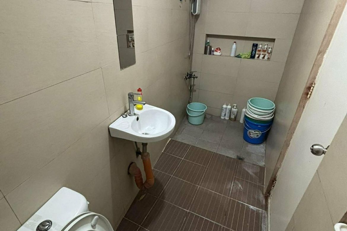 3 Bedroom House for Sale in Kapitolyo, Pasig, Metro Manila – photo 5