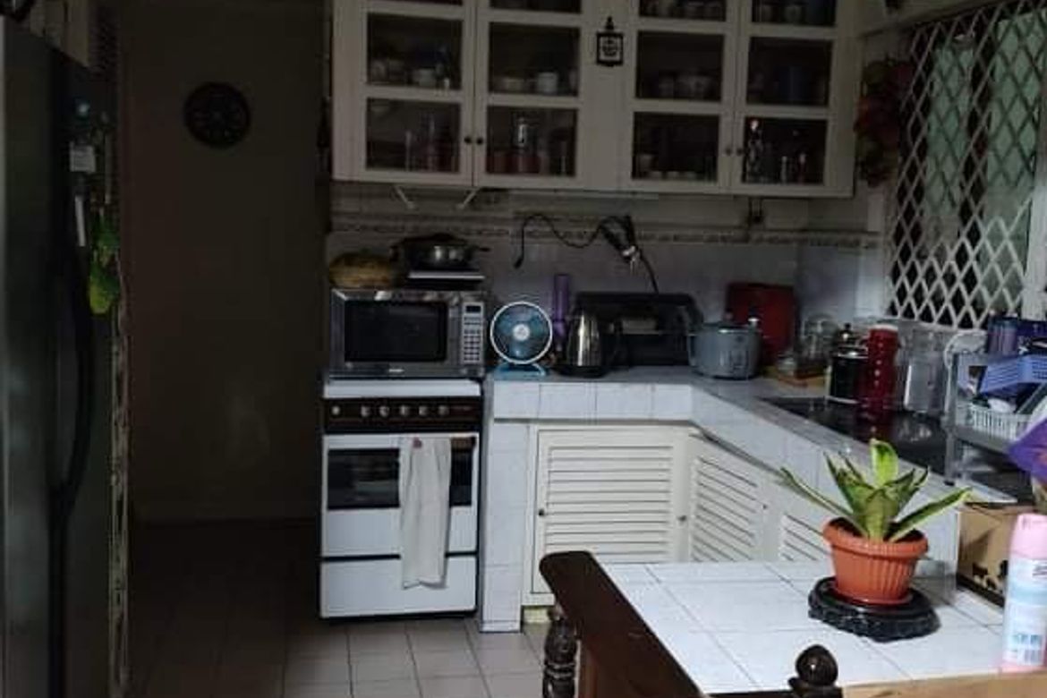 3 Bedroom House for Sale in Kapitolyo, Pasig, Metro Manila – photo 7