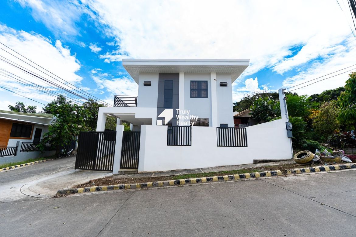 3 Bedroom House for Sale in Lumbia, Cagayan de Oro, Misamis Oriental