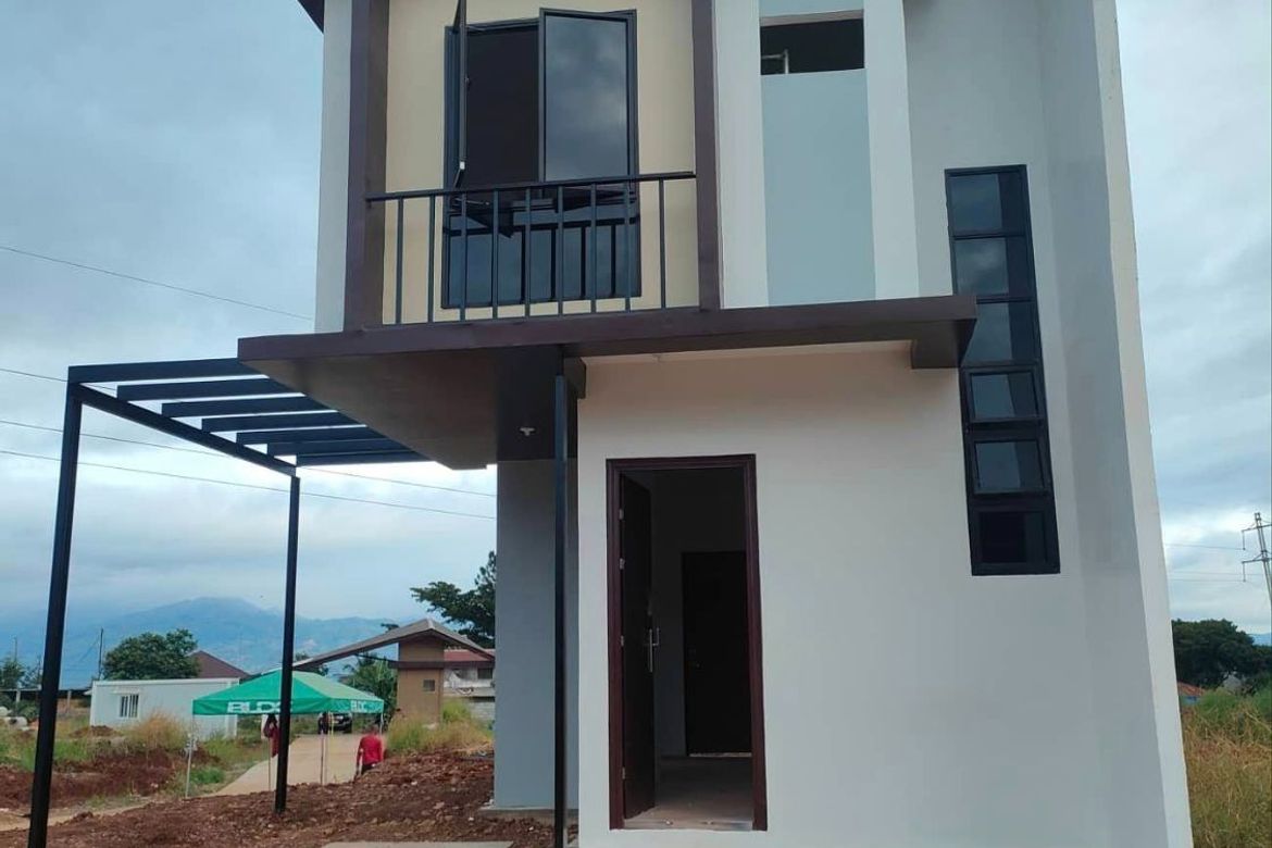 3 Bedroom House for Sale in Lumbo, Valencia, Bukidnon