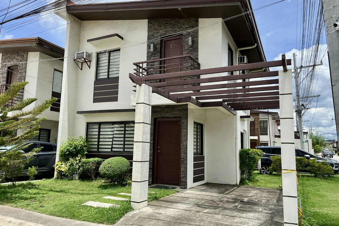 3 Bedroom House for Sale in Mabuhay, Carmona, Cavite