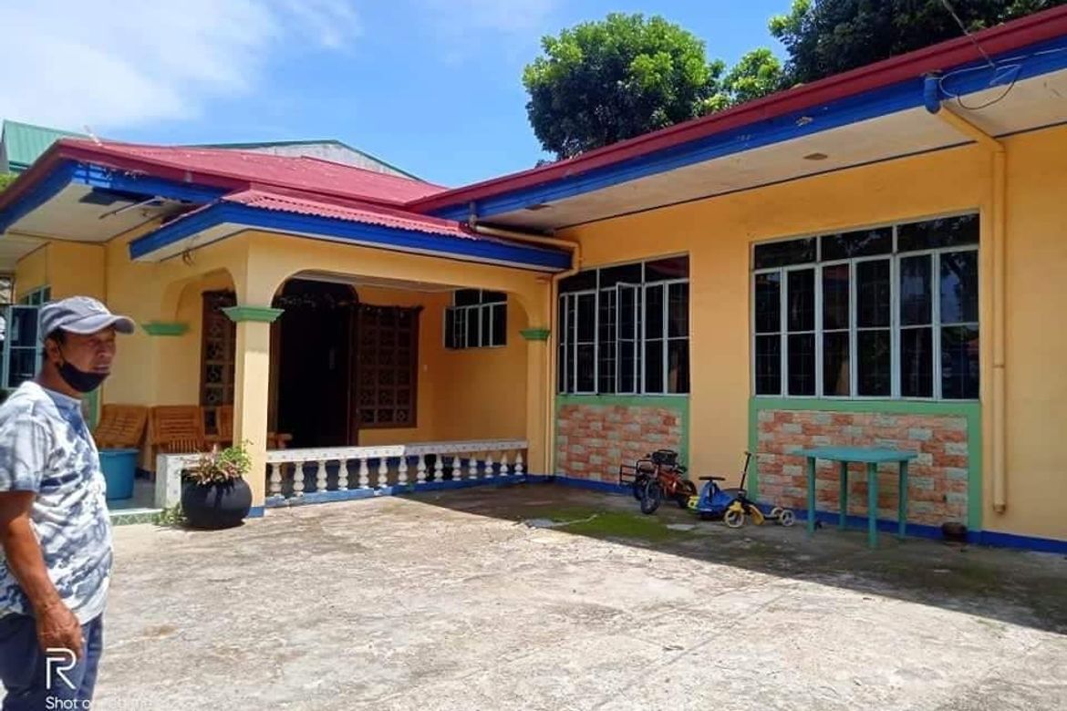 3 Bedroom House for Sale in Madrangca, San Jose, Antique