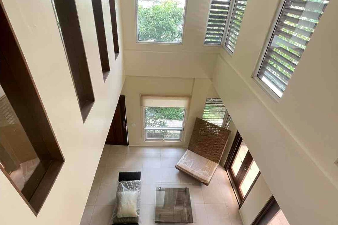 3 Bedroom House for Sale in Magallanes Village, Magallanes, Makati City near MRT-3 Magallanes