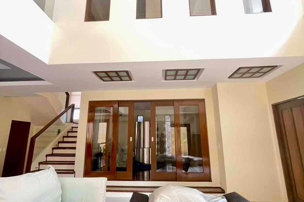 3 Bedroom House for Sale in Magallanes Village, Magallanes, Makati City near MRT-3 Magallanes – photo 3