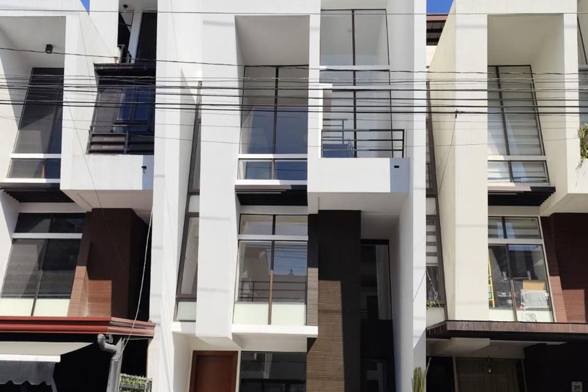 3 Bedroom House for Sale in Mahogany Place 3, Bagong Tanyag, Taguig, Metro Manila