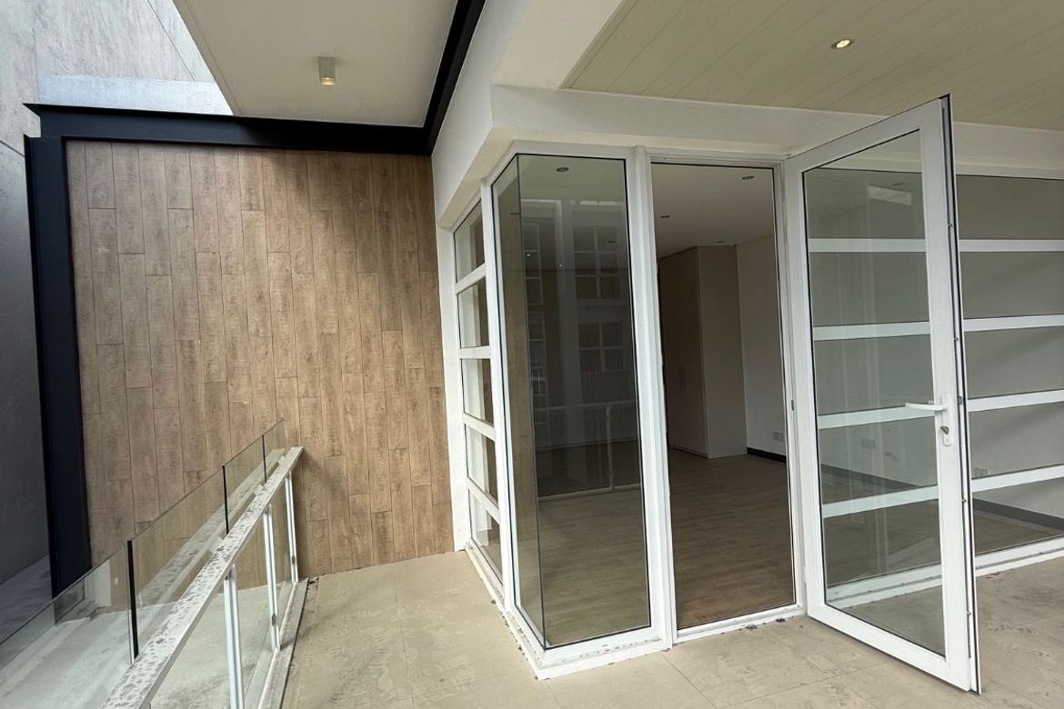 3 Bedroom House for Sale in MAHOGANY PLACE III, Bagong Tanyag, Taguig, Metro Manila – photo 2