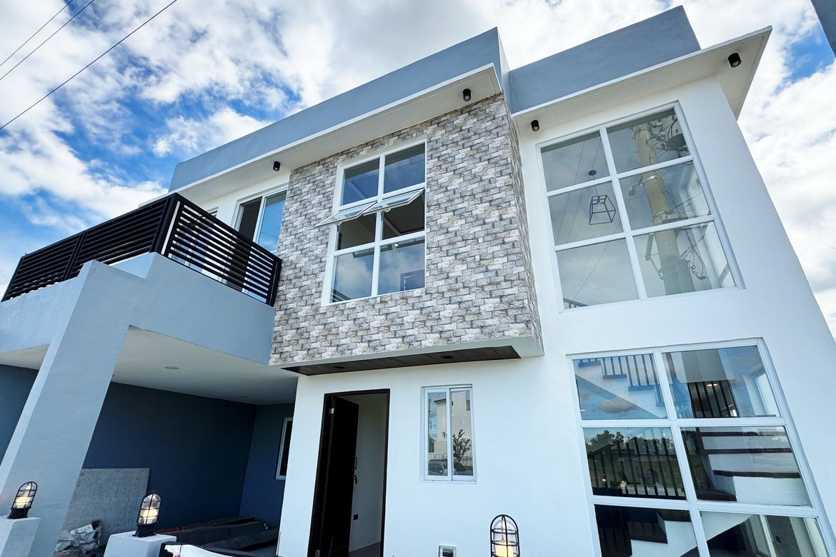 3 Bedroom House for Sale in Malitlit, Santa Rosa, Laguna – photo 2