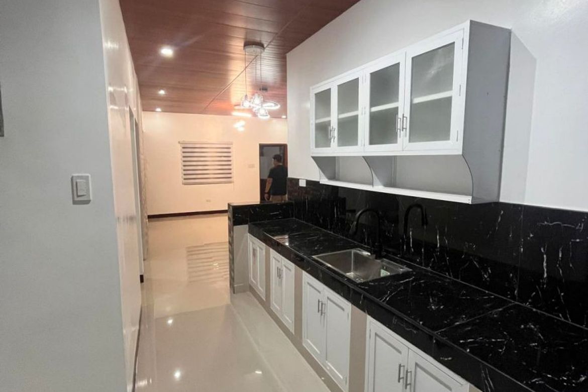 3 Bedroom House for Sale in Malitlit, Santa Rosa, Laguna – photo 5