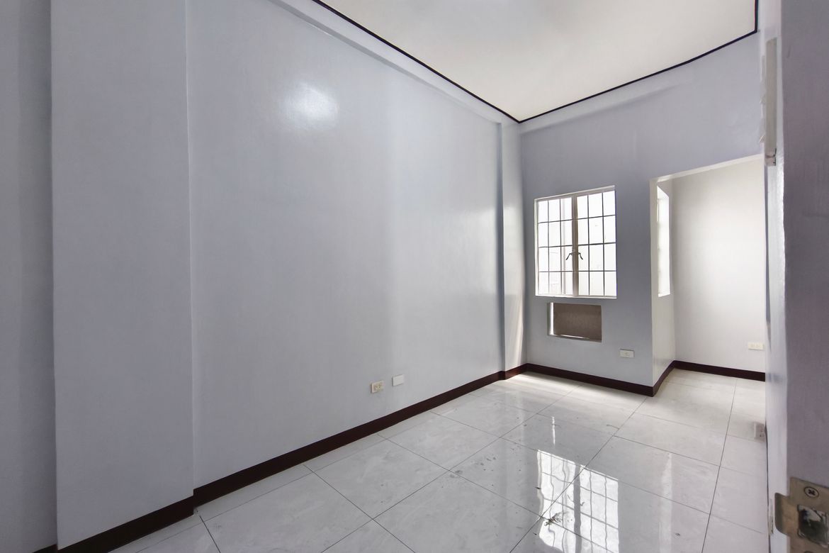 3 Bedroom House for Sale in Manila, Metro Manila near LRT-2 Legarda – photo 7