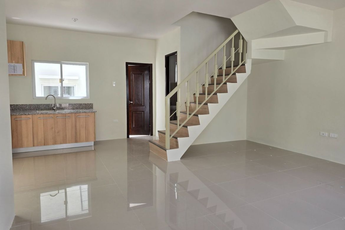 3 Bedroom House for Sale in Mansfield Residences, Pulungbulu, Angeles, Pampanga – photo 2