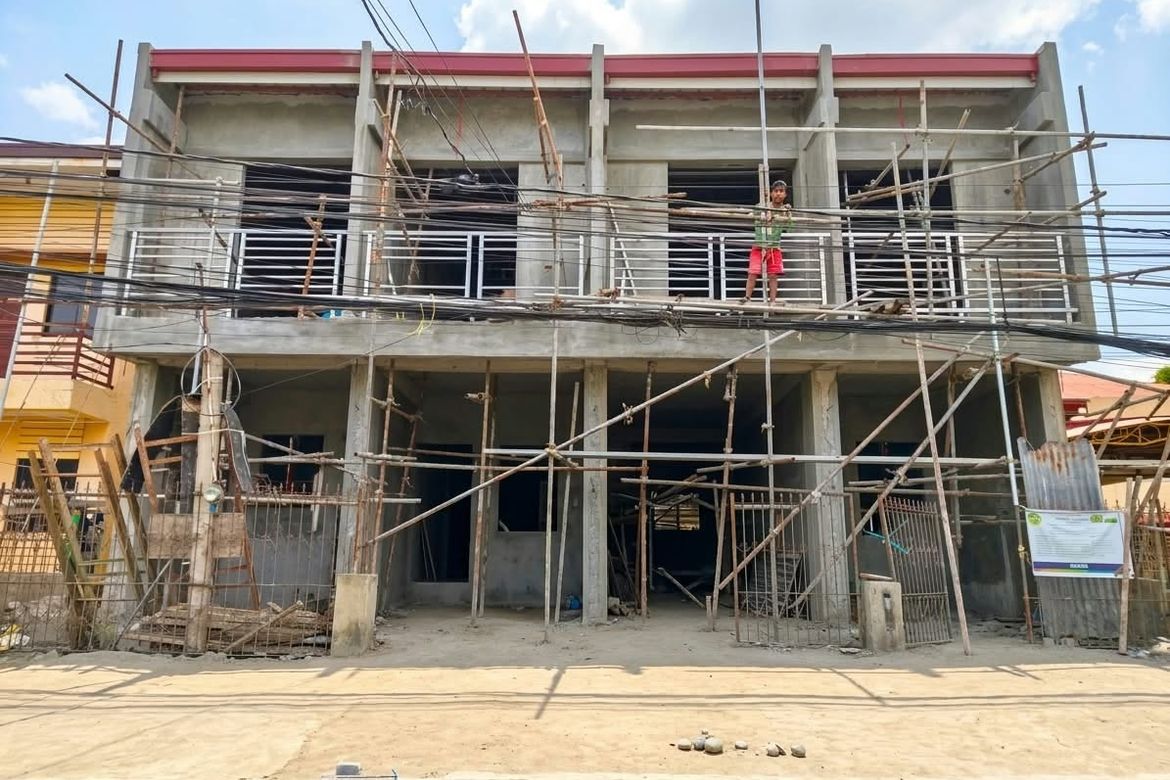 3 Bedroom House for Sale in Manuyo Dos, Las Piñas, Metro Manila