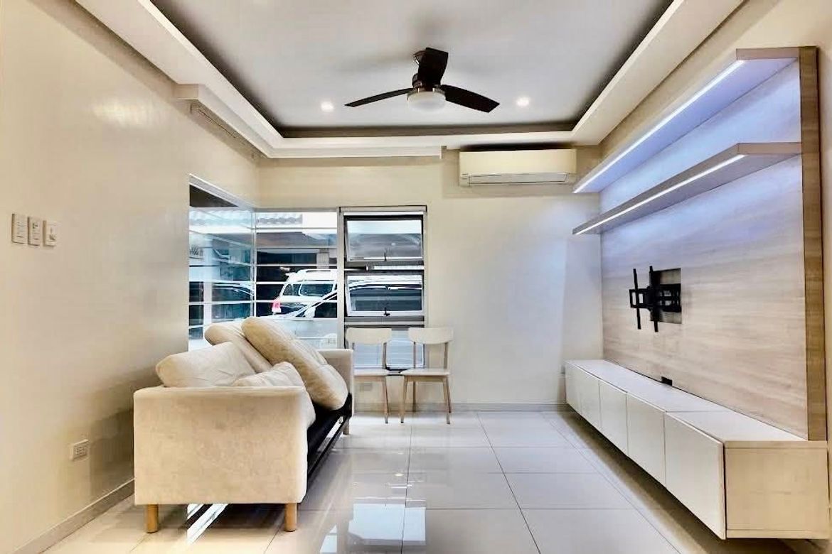 3 Bedroom House for Sale in Mariana, Quezon City, Metro Manila near LRT-2 Gilmore