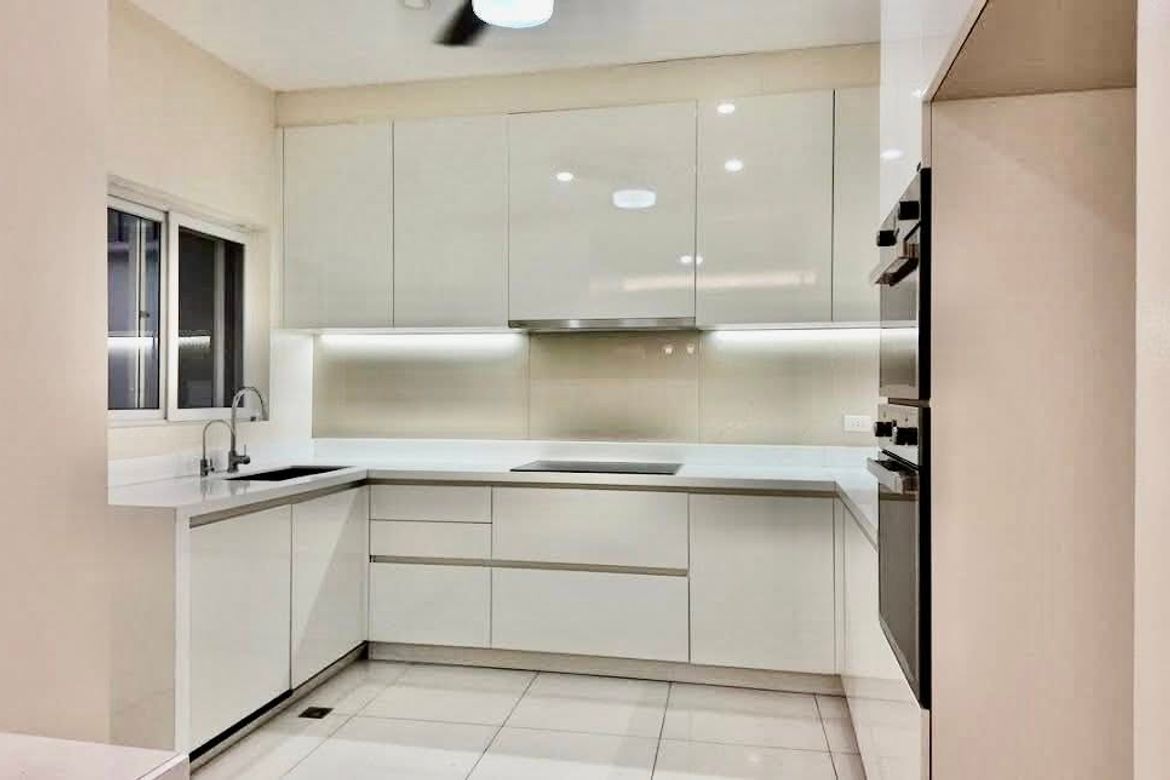 3 Bedroom House for Sale in Mariana, Quezon City, Metro Manila near LRT-2 Gilmore – photo 3