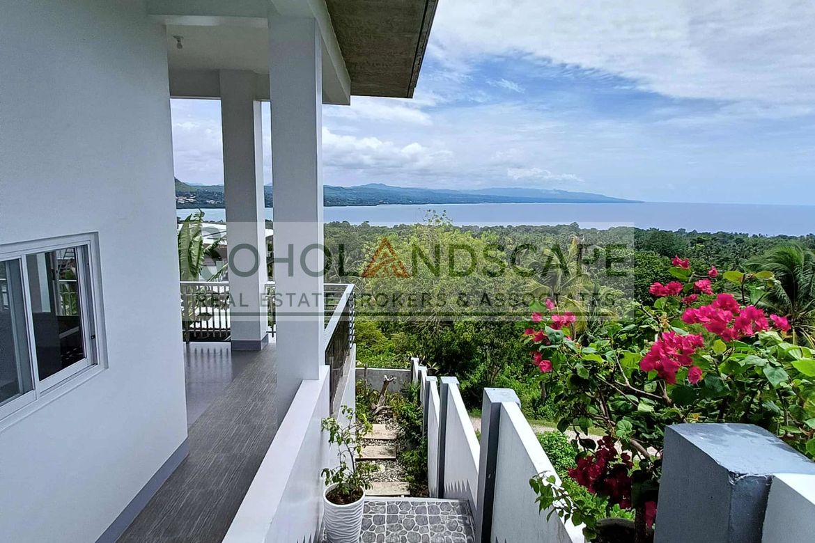 3 Bedroom House for Sale in Mayacabac, Dauis, Bohol